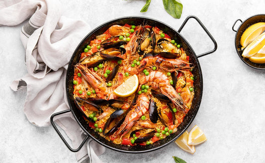Paella conviviale et accords vins, guide Les Routes du Vin